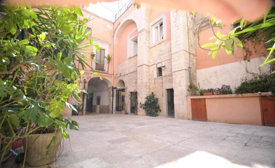 Saint Patrick Guest House Barletta Exterior foto